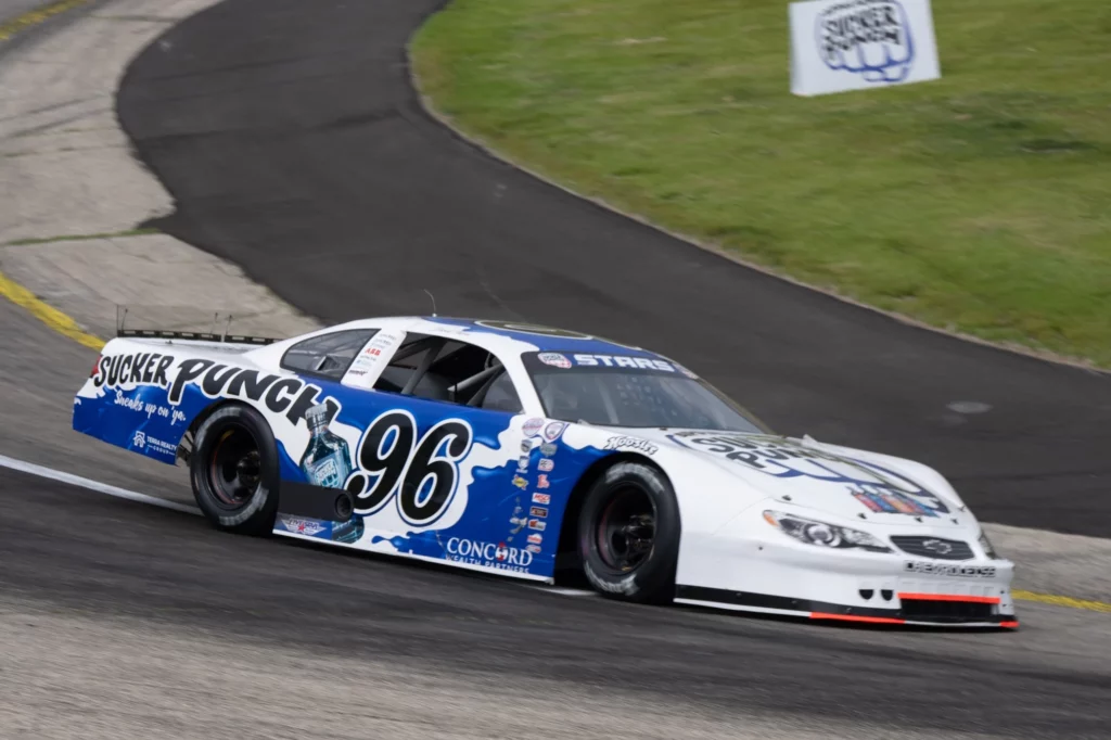 Derek-Thorn-To-Make-Redbud-400