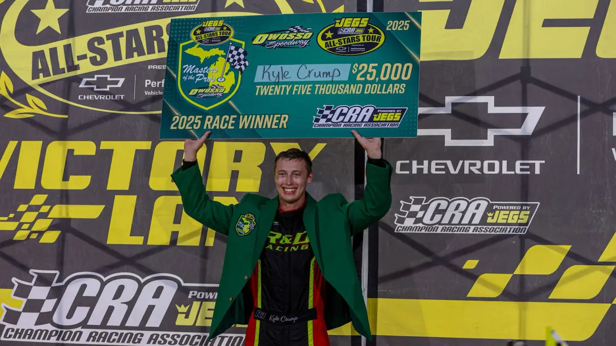 Featured image for “Kyle Crump Overcomes Engine Swap, Wins Masters of the Pros 200”